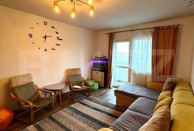 Apartament de vanzare, cu 4 camere, 81 mp, zona Tractorul - 2
