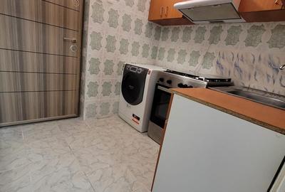 Garsonieră mobilată complet - Piața  CET - Liceul Dimitrie Leonida - 35.000 Euro Garsonieră mobilată complet - Piața  CET - Liceul Dimitrie Leonida - 35.000 Euro - 16