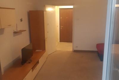 Inchiriez garsoniera Berceni str. turnu magurele - 2