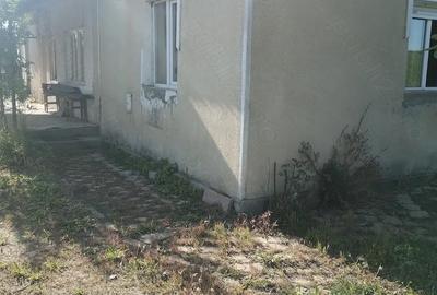 Casă cu Teren 871 Mp în Cărășeu - 3