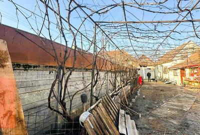Casă cu 3 camere cu Teren 700 Mp în Central - 13