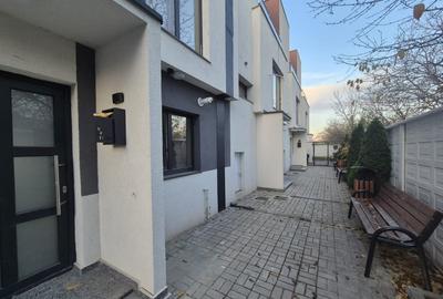 Casă cu 4 camere cu Teren 100 Mp în Chitila