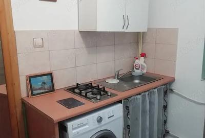 Garsonieră decomandată în Central - 1