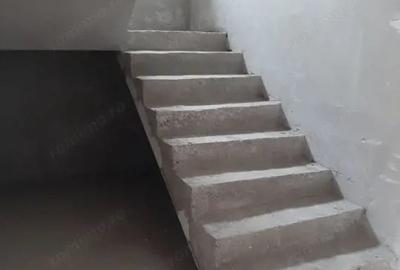 Casă cu 5 camere cu Teren 392 Mp în Giarmata - 2