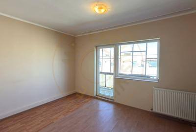 Apartament cu 3 camere decomandat, mobilat în Carei - 15