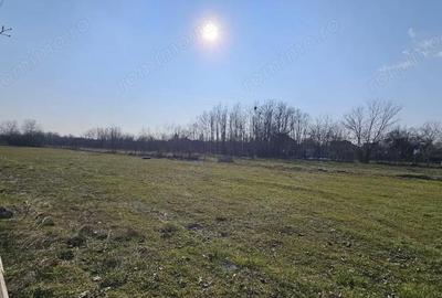 Teren de 6076 mp, în Central - 1