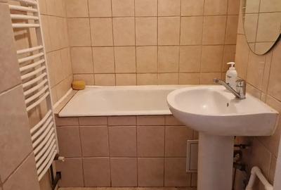 Vand apartament 2 camere secomandat. Zona micro 15. - 4