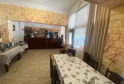 Spațiu comercial, de 257 mp, în Central - 4