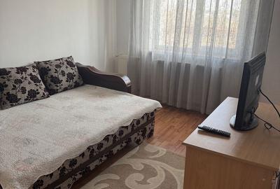 Apartament cu 3 camere decomandat în Steaua - 1