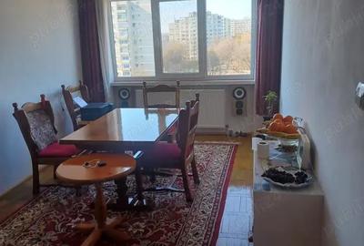 Apartament 3 camere de vanzare , M14 , Neajlov , et. 7 , 69.800 euro neg. - 2