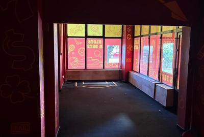 Spatiu comercial cu terasa Spatiu comercial cu terasa - 2