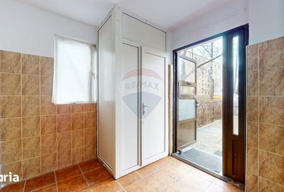 Spațiu comercial, de 18 mp, în Florilor - 5