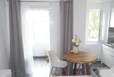 Vand garsoniera in Deva, zona Marasti, suprafata utila 25 mp, mobilata Vand garsoniera in Deva, zona Marasti, suprafata utila 25 mp, mobilata - 3