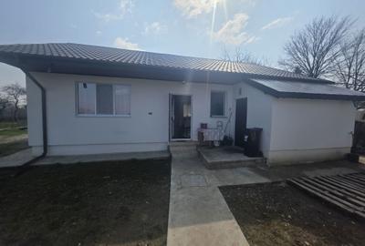 Casă cu 4 camere în Central - 6