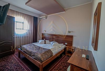 Hotel 3 Stele de Vanzare la  Delfinariu, aproape de Mamaia - 20
