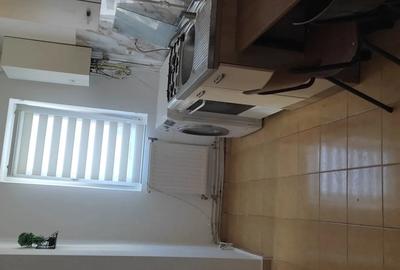 Apartament 2 camere, etaj 3 din 4, str. V. Goldis. 1200 lei - 3