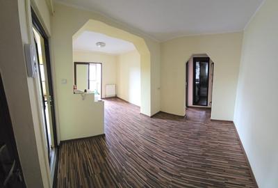 Apartament cu 2 camere decomandat în Central - 1