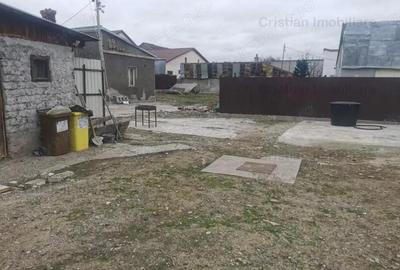 Casă cu 3 camere cu Teren 790 Mp în Chercea