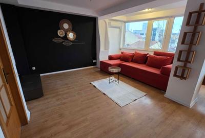 Apartament cu 3 camere decomandat în Central - 4