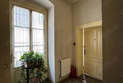 Apartament cu 2 camere semidecomandat în Centrul Istoric - 1