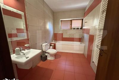 Casă cu 5 camere cu Teren 300 Mp în Bună Ziua - 8