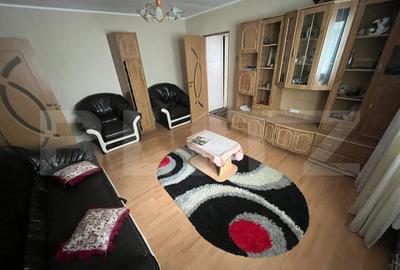 ???? Apartament de vanzare, cu 3 camere, 65 mp, mobilat comp