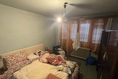 Apartament cu 4 camere decomandat în Gorjului - 3