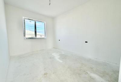 Duplex cu 4 camere cu Canalizare în Moșnița Nouă - 17