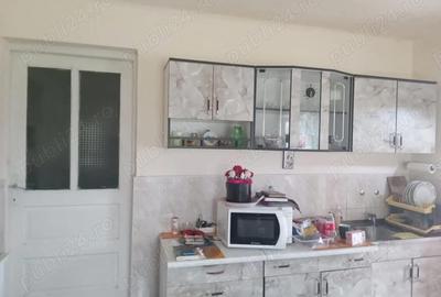 Casă cu 5 camere cu Teren 1100 Mp în Subcetate - 4