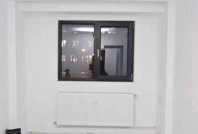 Apartament cu 3 camere decomandat în Tineretului - 5
