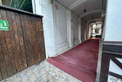 Zona Romana Amzei Demisol 82 mp fost Club curte - 2