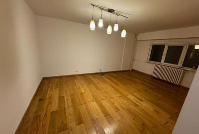 Închiriez garsonieră modernă, nemobilată, Unirii, plan B - 1