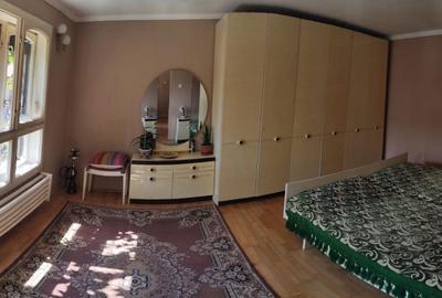 Casă cu 4 camere nedecomandat în Soarelui - 7