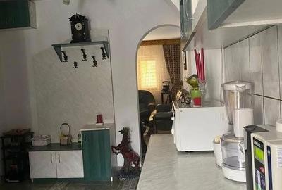 Apartament cu 3 camere decomandat în Central - 2
