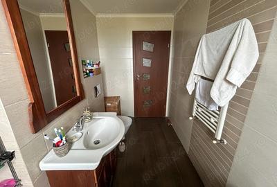 Apartament spa?ios 3+1 camere, proprietar - 12