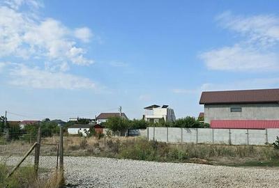 Teren de 450 mp, în Lazu - 7