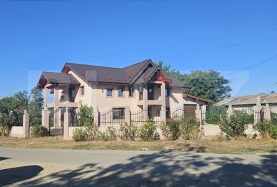 Casa la rosu, de vanzare, 250 mp, zona Slobozia Moara - 2