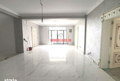 Casă cu 8 camere cu Teren 250 Mp în Titan - 17