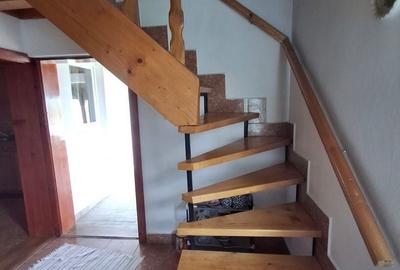 Casă cu 4 camere cu Teren 900 Mp în Central - 15