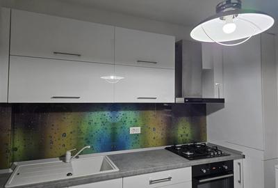 Apartament cu 2 camere semidecomandat, mobilat în 1 Mai - 8