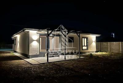 Casa individuala pe parter, 4 camere si 2 bai, 530 mp teren - 1