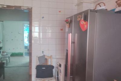 Apartament cu 4 camere decomandat în Central - 4
