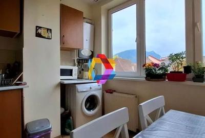 Apartament 3 camere de vânzare - zona Centrul Civic - bloc tip vila - 91 mp - 3