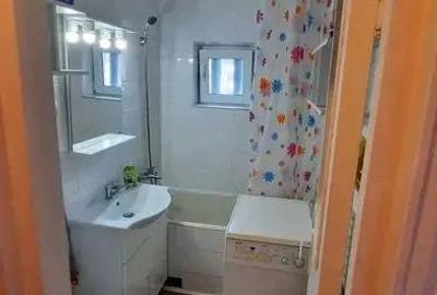 Apartament cu 2 camere decomandat în Ultracentral