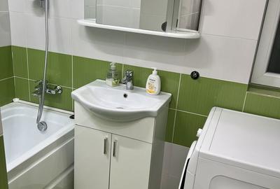 Apartament cu 2 camere decomandat în Apărătorii Patriei - 4
