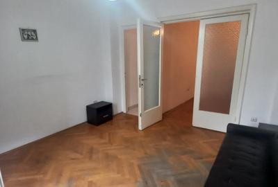 Apartament cu 3 camere decomandat în P-ța Universității - 5