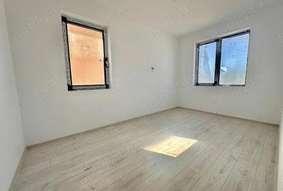Apartament cu 2 camere decomandat în Giroc