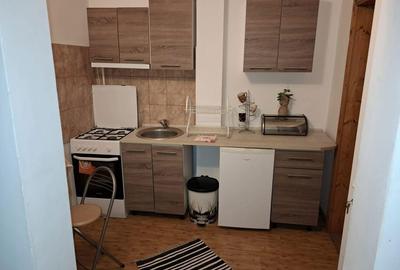 Garsonieră decomandată în Central - 6