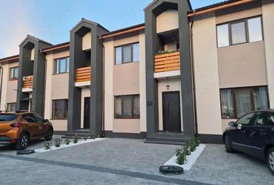 Casă cu 3 camere cu Teren 40 Mp în Central - 2