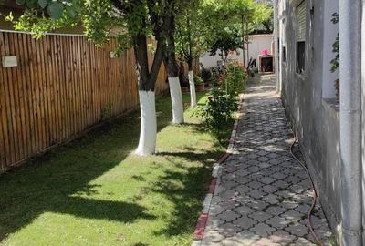 Casă cu 4 camere cu Teren 315 Mp în Central - 2